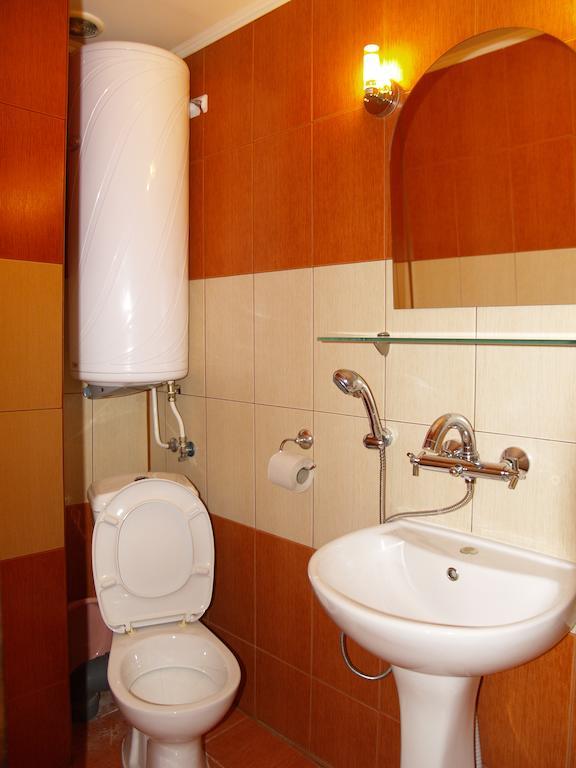 Kazasovata Guest House Trjavna Kamer foto