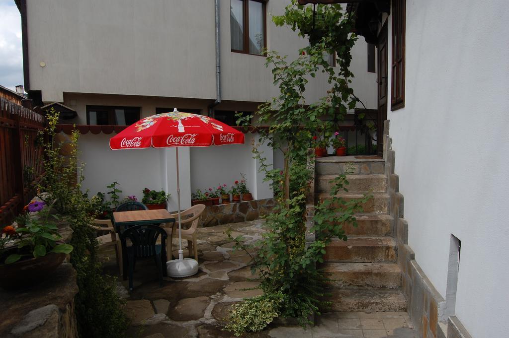Kazasovata Guest House Trjavna Kamer foto